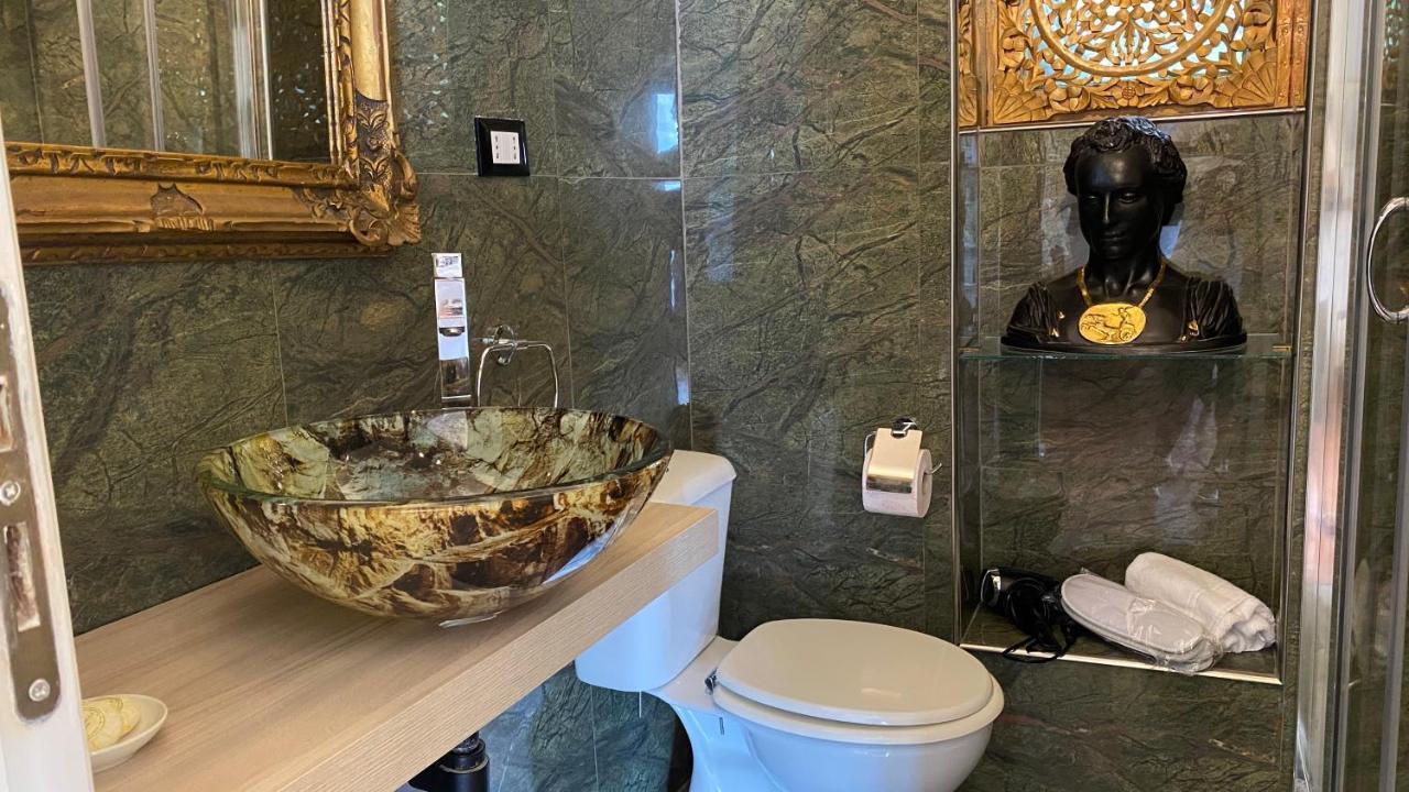 Villa Don Mimi Guarnaschelli La Dependace Taormina Bagian luar foto